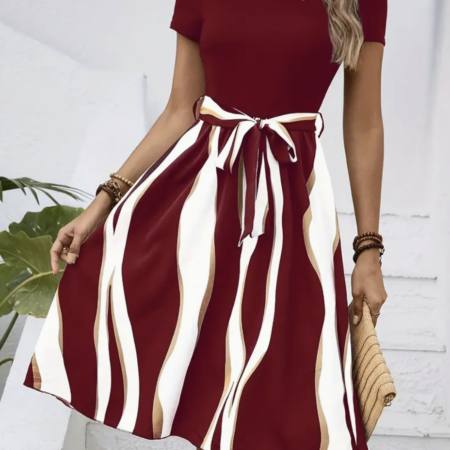 Crew Neck Short Sleeve Dress - RED
